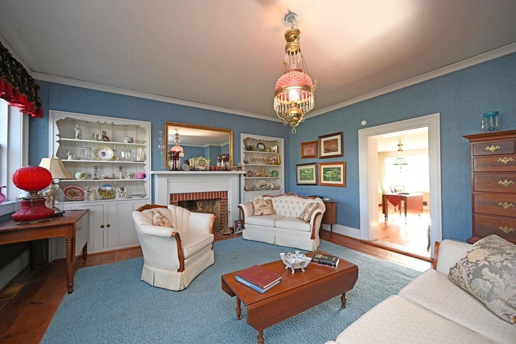 Listing photo 12