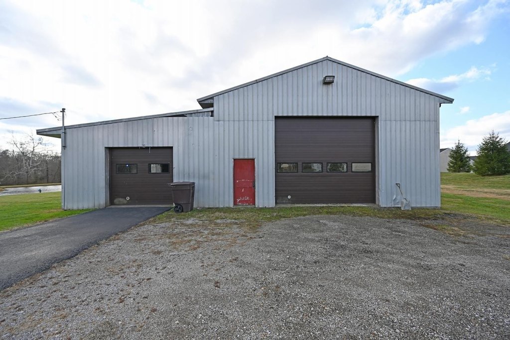 Listing photo 25